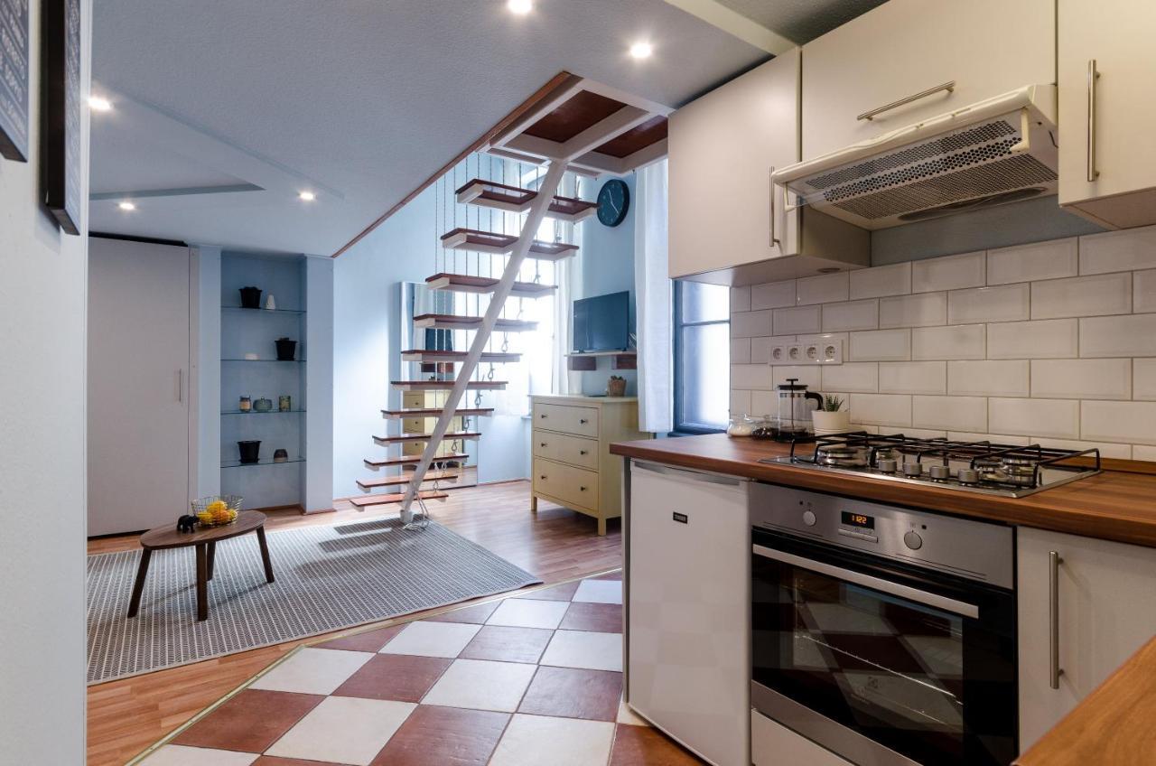 بودابست Paulay'S Studio Apartment In The City Center. المظهر الخارجي الصورة